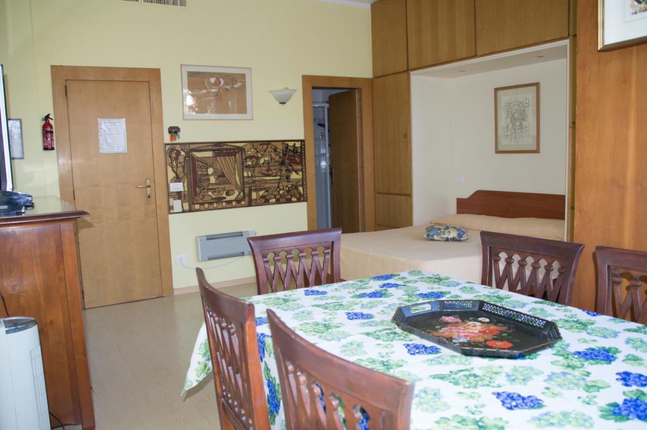 Garda Apartments In Euroresidence Ngoại thất bức ảnh